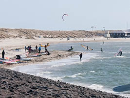 Watersport Ouddorp, Goeree, kitesurfen, surfen, blowkarten, diverse waterrecreatie