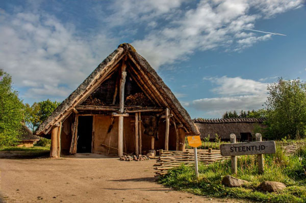 Steentijdboerderij Davado