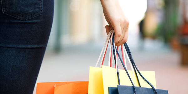 Supermarkten, kleding, schoenen, sieraden, cadeaus en accessoires omgeving Asten – Someren