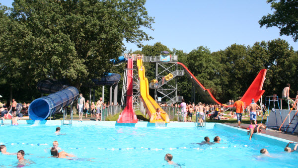 Splash, zwemmen bij Bosbad Hoeven, dagje uit met kids