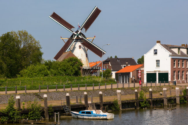 Molens Ouddorp, water, boot, bezienswaardigheden