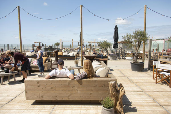 Hoek van Holland, genieten aan zee, natuur, bezienswaardigheden, dagje weg.