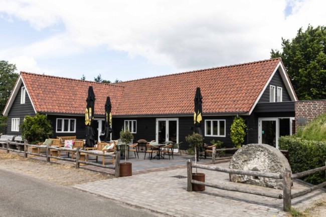 terras lunchcafe de grote molen rucphen
