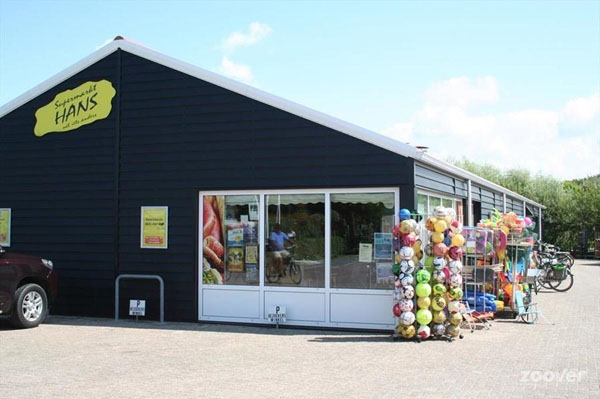 HANS Supermarkt 't Hoekje, voor dagelijks verse producten.