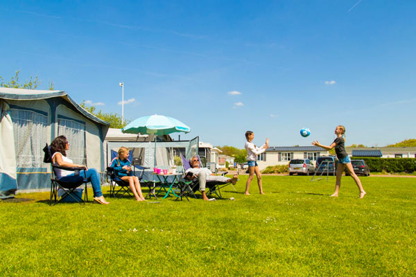 Camping 't Hoekje, genieten aan de Zeeuwse kust