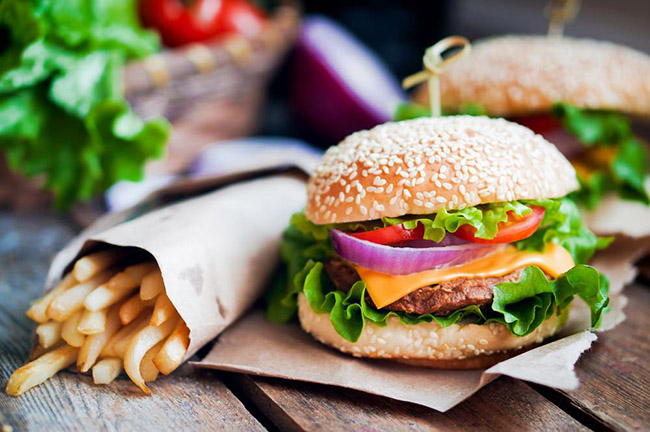 Snack company Driebergen, voor de heerlijkste friet en snacks