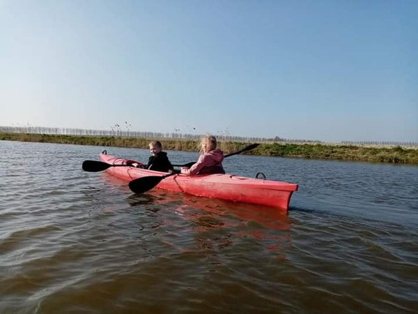 Kano varen bij Buitengewoon Actief Groede