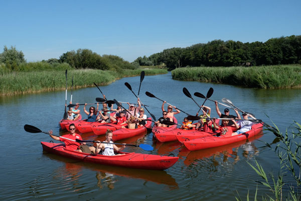 Kanoeen in de natuur bij Buitengewoon Actief Groede