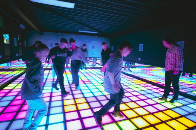 Pixel Play Floor bij The Gaming Factory Tilburg