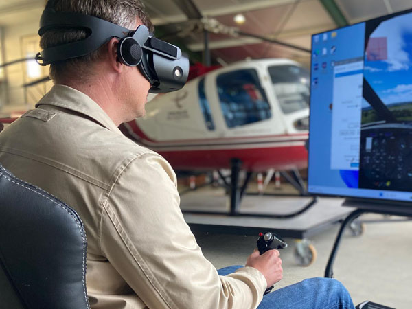Of neem een kijkje in de cockpit op een regenachtige dag met onze VR brillen.