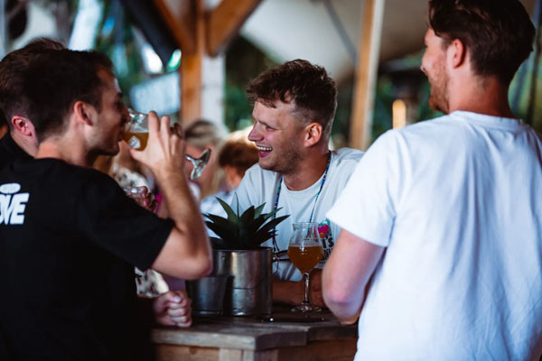 Laat je verrassen door BAAI Breda geniet van een terras borrel gezellige boottocht en unieke groepsuitjes