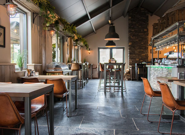 Soete Inval restaurant boscafe te Someren, kom genieten van het prachtige uitzicht en de heerlijke drankjes en hapjes.