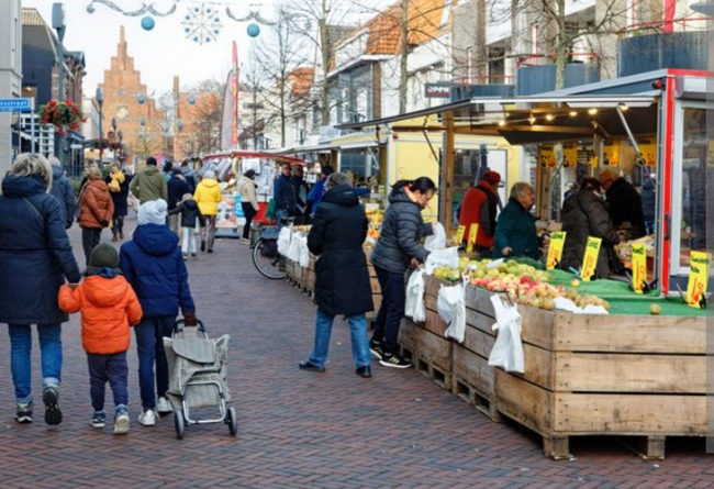 Wekelijkse markt in Waalwijk