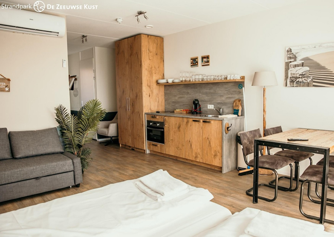 Onze ruime en gezellige 4 persoons hotelkamers zijn de perfecte plek voor een ontspannen verblijf met je dierbaren.