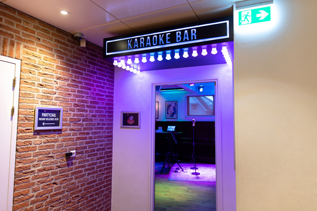 karaoke bar bij t bourgondisch hof