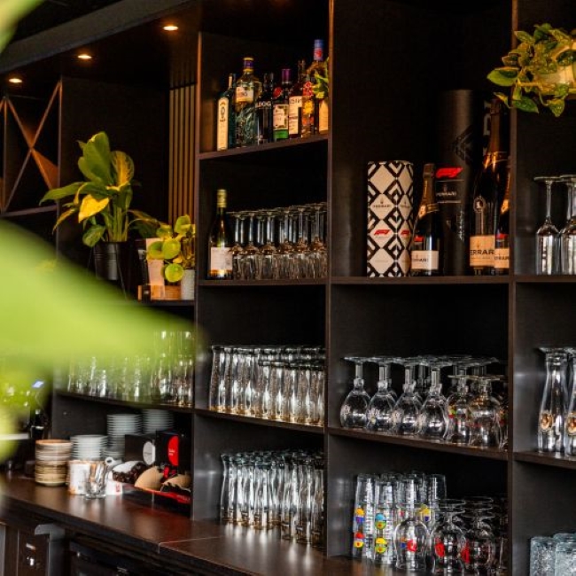 stijlvolle bar bij e sim middelburg
