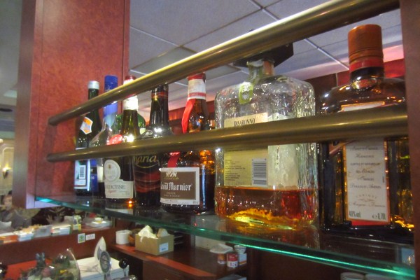 bar sterke dranken yangs garden maarn