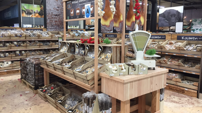 natuurlijke hondensnacks en ambachtelijke presentatie bij animal center vught