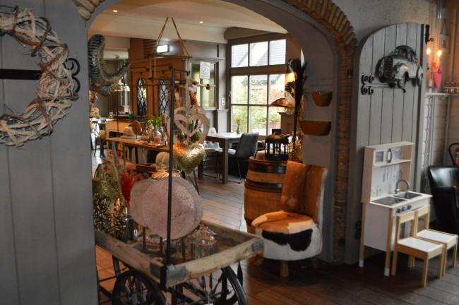 Jo's Ontbijt lunch lifestyle Chaam – Sfeervol interieur met landelijke uitstraling en gezelligheid